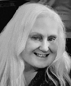 Laura DeBond Simmons